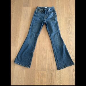 Good American petite boot cut jeans